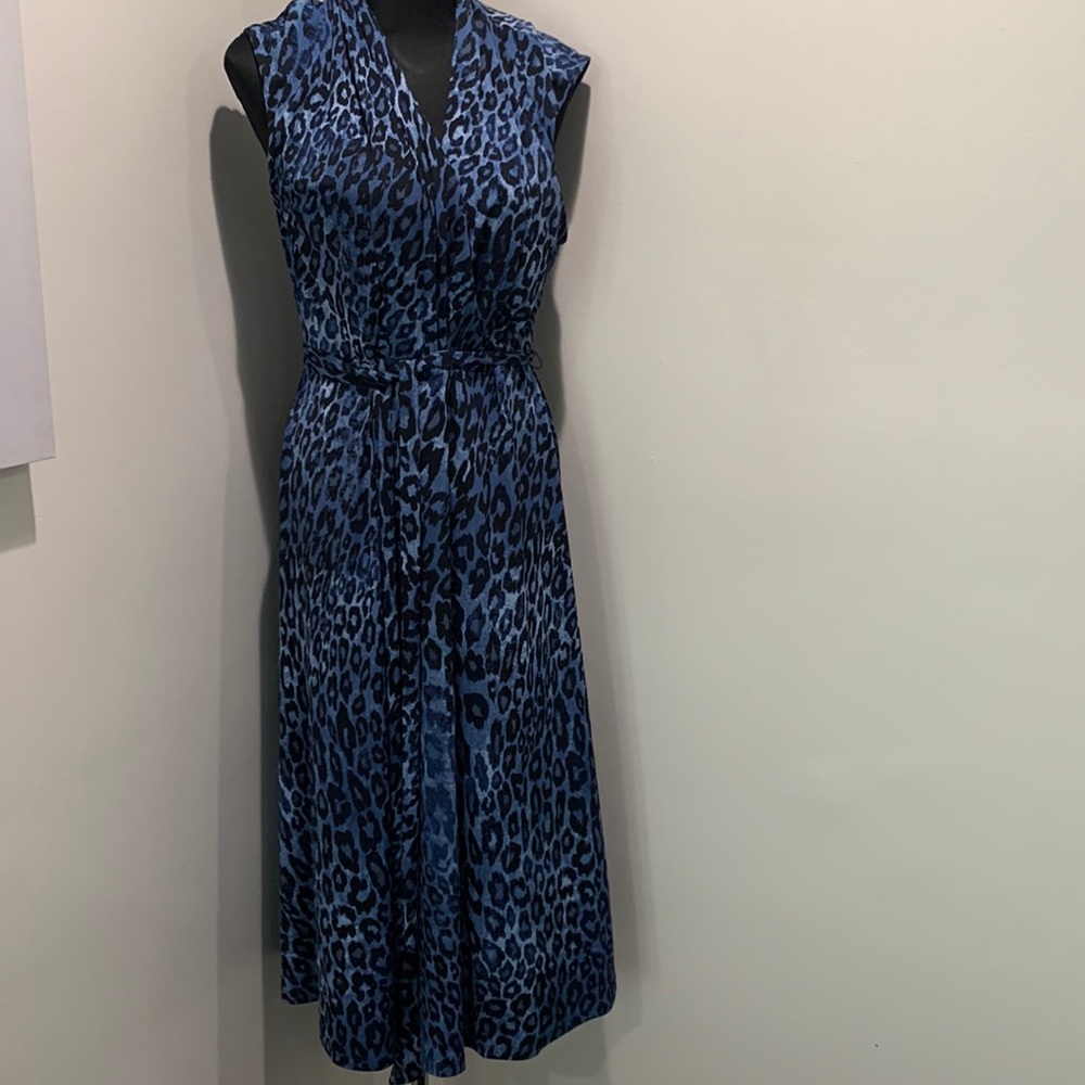 Maggy London Sleeveless Blue Leopard Print dress with belt - Size 12